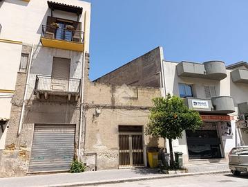 4 LOCALI A MAZARA DEL VALLO