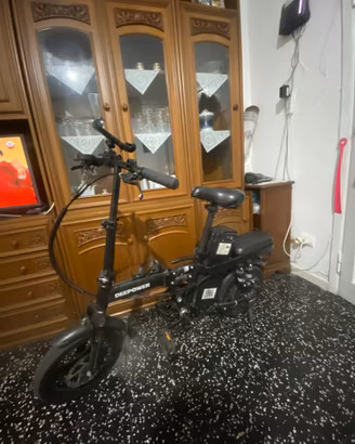 Bicicletta elettrica pieghevole