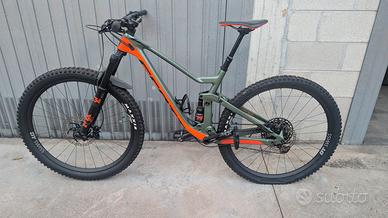 Scott Genius 930 Carbon 29" M – FOX – SRAM Eagle