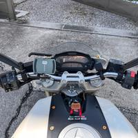Ducati Monster 696 +