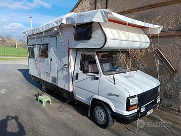 COPERTURA camper o roulotte