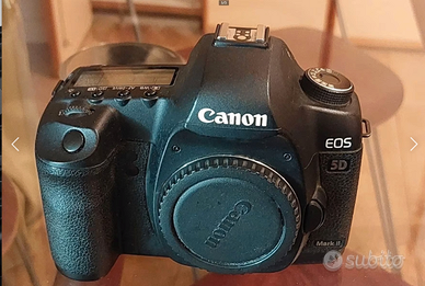 Canon EOS 5D Mark II — corpo macchina full frame