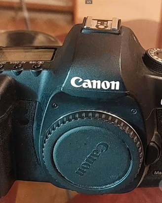 Canon EOS 5D Mark II — corpo macchina full frame