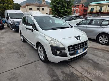 Peugeot 3008 1.6 HDi 110CV cambio robotizzato Tecn
