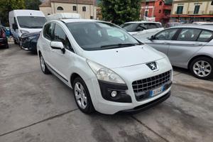 Peugeot 3008 1.6 HDi 110CV cambio robotizzato Tecn