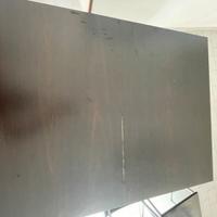 Tavolo con 4 sedie in legno