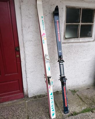 sci da discesa Castle e Rossignol 