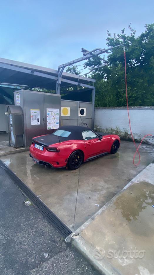 Abarth 124 Spider