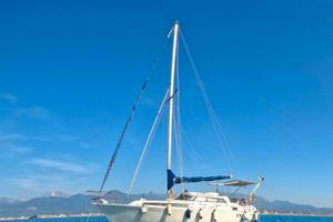 Barca a vela condivisione uso (sharing)