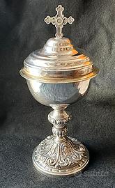 pisside antica in argento