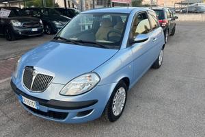 Lancia Ypsilon 1.2 Argento Unipro 2003