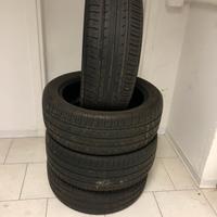 Gomme Yokohama 215/50 r 17