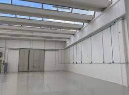 Corte tegge Capannone a schiera recente mq 300