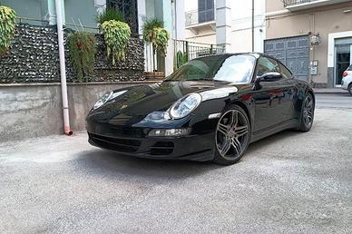 Porsche carrera 4s 997