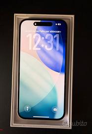 iPhone 15 128GB