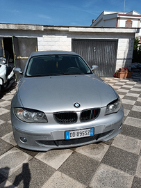 BMW serie 1 E87 incidentata