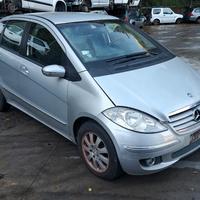 MERCEDES CLASSE A DEL 2006 SOLO PER RICAMBI