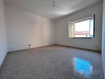 Ampio appartamento in zona Col Di Lana. Spazio, L