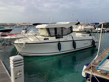 Imbarcazione quicksilver 805 pilothouse