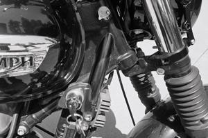 Triumph Thruxton 900