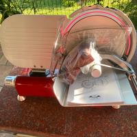 AFFETTATRICE NUOVA MAI USATA COLTELLERIE BERTI