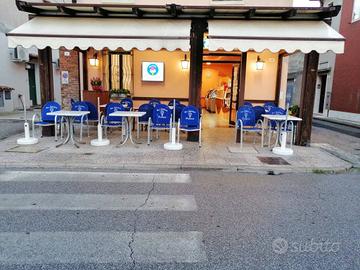 Attività / Licenza di 100 m² con 2 locali a Codigo