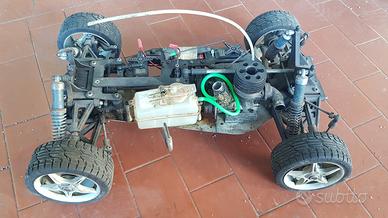macchina radiocomandata a scoppio 4WD