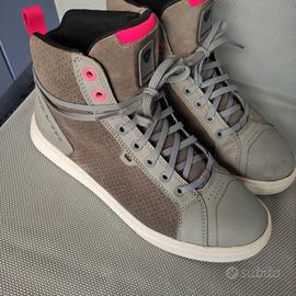  scarpe moto donna