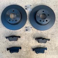 Dischi e pastiglie nuovi anteriori BMW 318d 2020