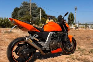 Kawasaki Z750 incidentata