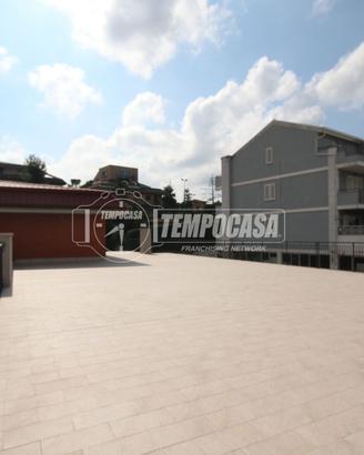 APPARTAMENTO CON AMPIO TERRAZZO TERRAZZO