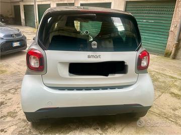 Smart fortwo usata pochissimo e tenuta in garage
