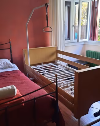 Letto elettrico singolo per anziani
