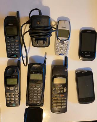 Vecchi telefoni
