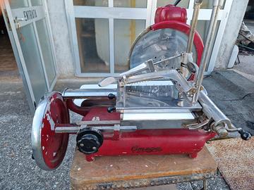 affettatrice Omega vecchia 