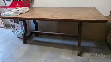 Tavolo in legno anni 50 vintage