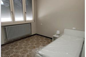 Stanza singola per ragazza