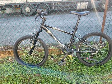 MTB Rockrider ST500