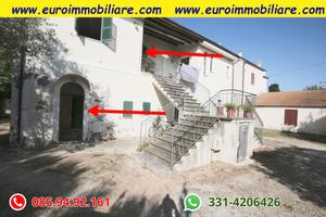 Porzione di casa a 2 passi dal mare