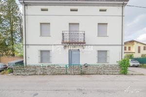 PORZIONE DI CASA