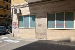 Negozio Bari [Cod. rif 3238933VCG] (Carrassi)