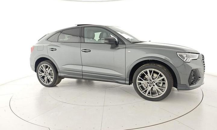 Audi Q3 SPB 40 TDI quattro S tronic Identity ...