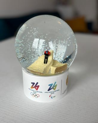 Palla di neve Olimpiadi Milano Cortina 2026