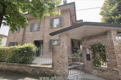 Rif.CI33|Casa indipendente Piacenza