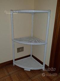 Angoliera bassa in bambù laccato bianco