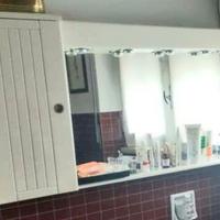 Specchio con luci  e pensile 