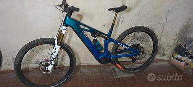 E- BIKE CUBE ACTIONTEAM