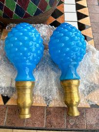 Rare Pigne antiche da balcone