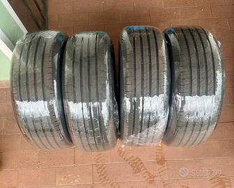 4 pneumatici NUOVI estivi Good Year