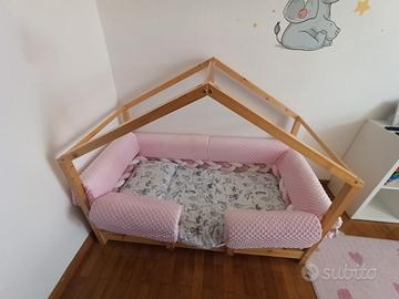 Letto montessoriano 140x70 con  effetto casetta